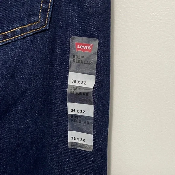 NWT Levi's 36 x 32 Men's Deep Indigo Straight Jeans - Picture 3 of 7